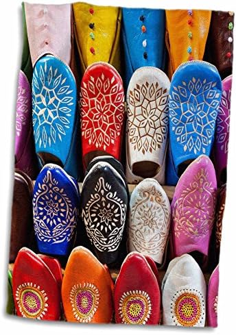 נעלי משעולת עור 3 דרוז למכירה, סוק, מרקש, מרוקו - מגבות