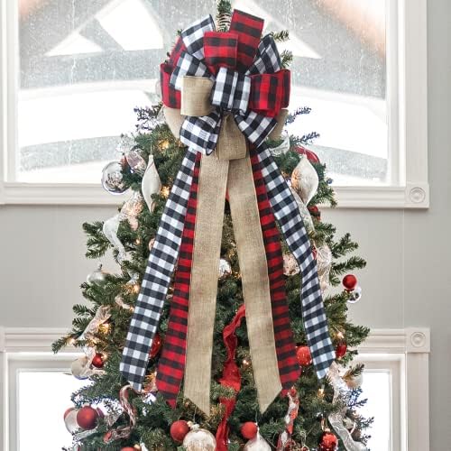 עץ חג המולד גדול טופר באפלו משובץ משובץ אדום יוטה שחור קשת דקורטיבית למסיבה חיצונית מקורה וכל מיני קישוטים לחג