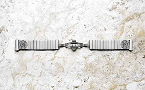 רצועת פס חרוטת של ניקסטון תואמת את Fitbit Smartwatches Smartwatches Silver Smark