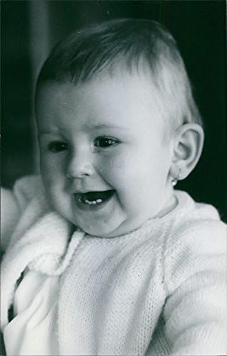 צילום וינטג 'של תינוק מחייך. 23 בדצמבר 1970