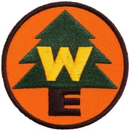 קמפינג צופי בוי של Wilderness Explorer, גודל 3x3 אינץ 'ברזל רקום על התיקון. על ידי Thedntrading., ירוק כהה, חום, צהוב, כתום.,