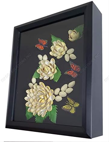 פרחים עם פרפר על מסגרת צל, בעבודת יד, מסגרת מודדת 9 x 11