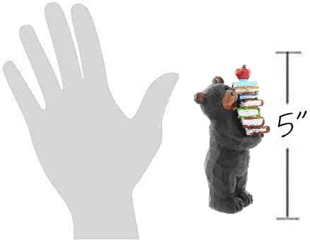 מורה לדוב שחור עם ערימת פסלון ספרים, 5